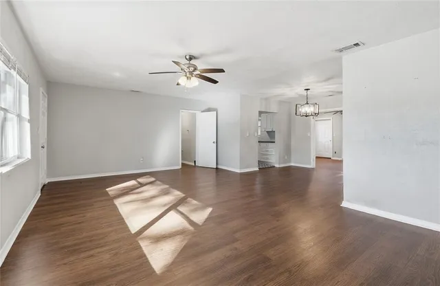 $324,900 | 203 West Poinsettia Street, Lakeland, FL 33803