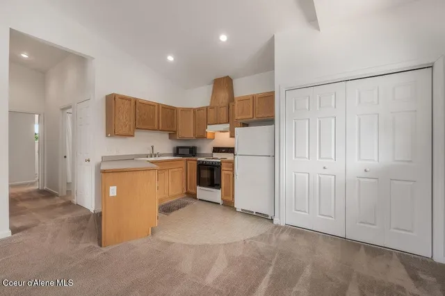 $235,000 | 15 Fairway Drive, Unit A1, Blanchard, ID 83804