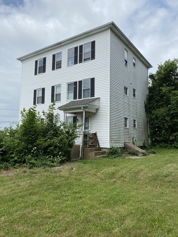 496 Anthony Street Fall River, MA 02721 - Photo 5 of 18
