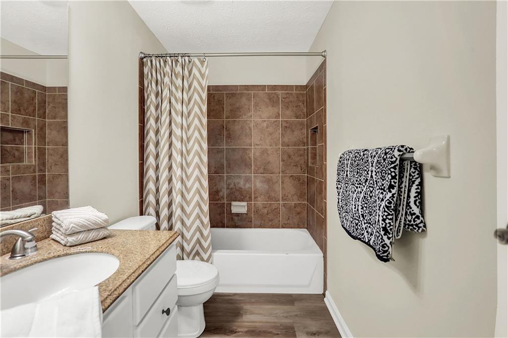 8435 Harrington Road Indianapolis, IN 46256 - Photo 27 of 42 Gallery Image 27