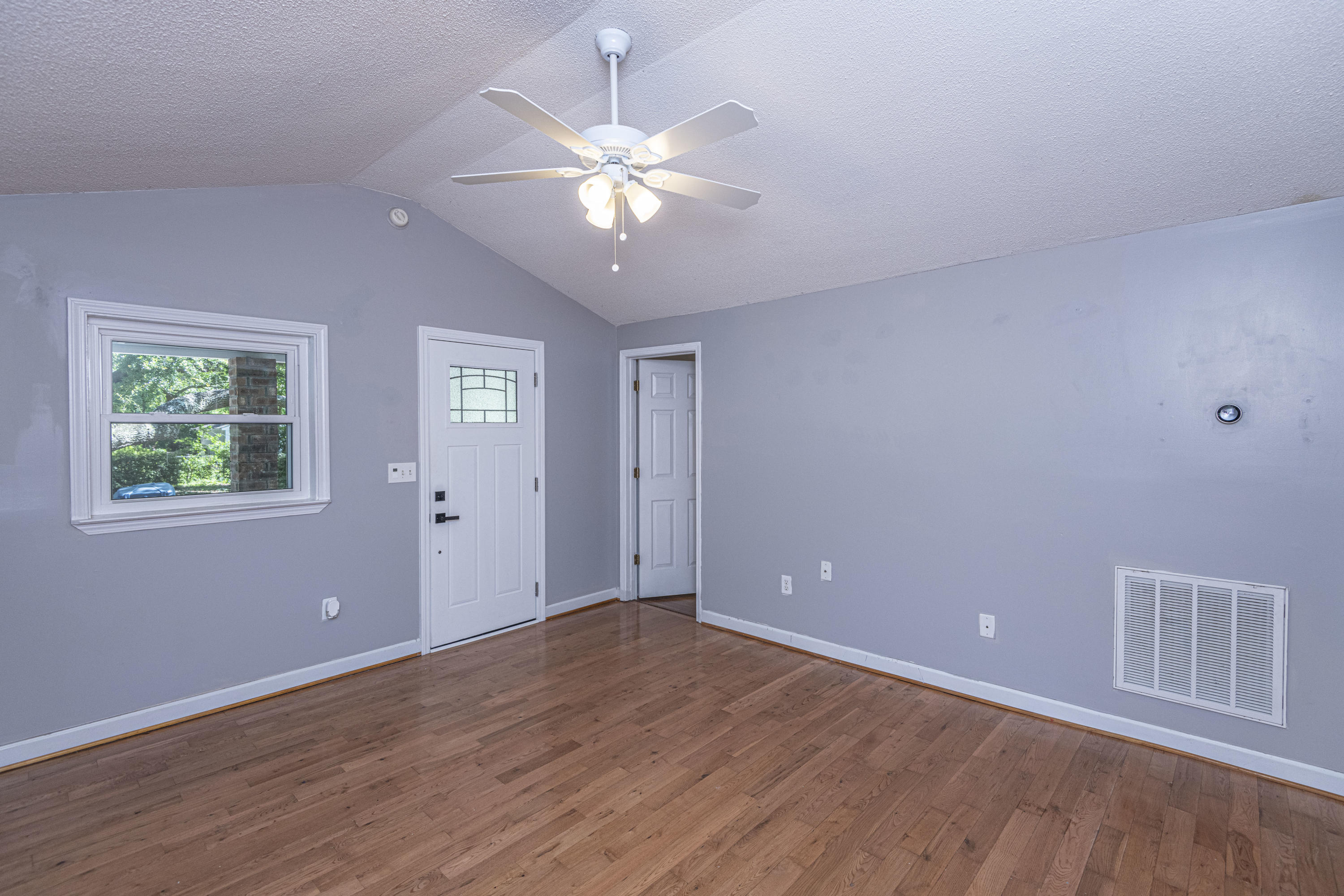 1633 Pinecrest Road Charleston, SC 29407 - Photo 8 of 38 DSC_6282