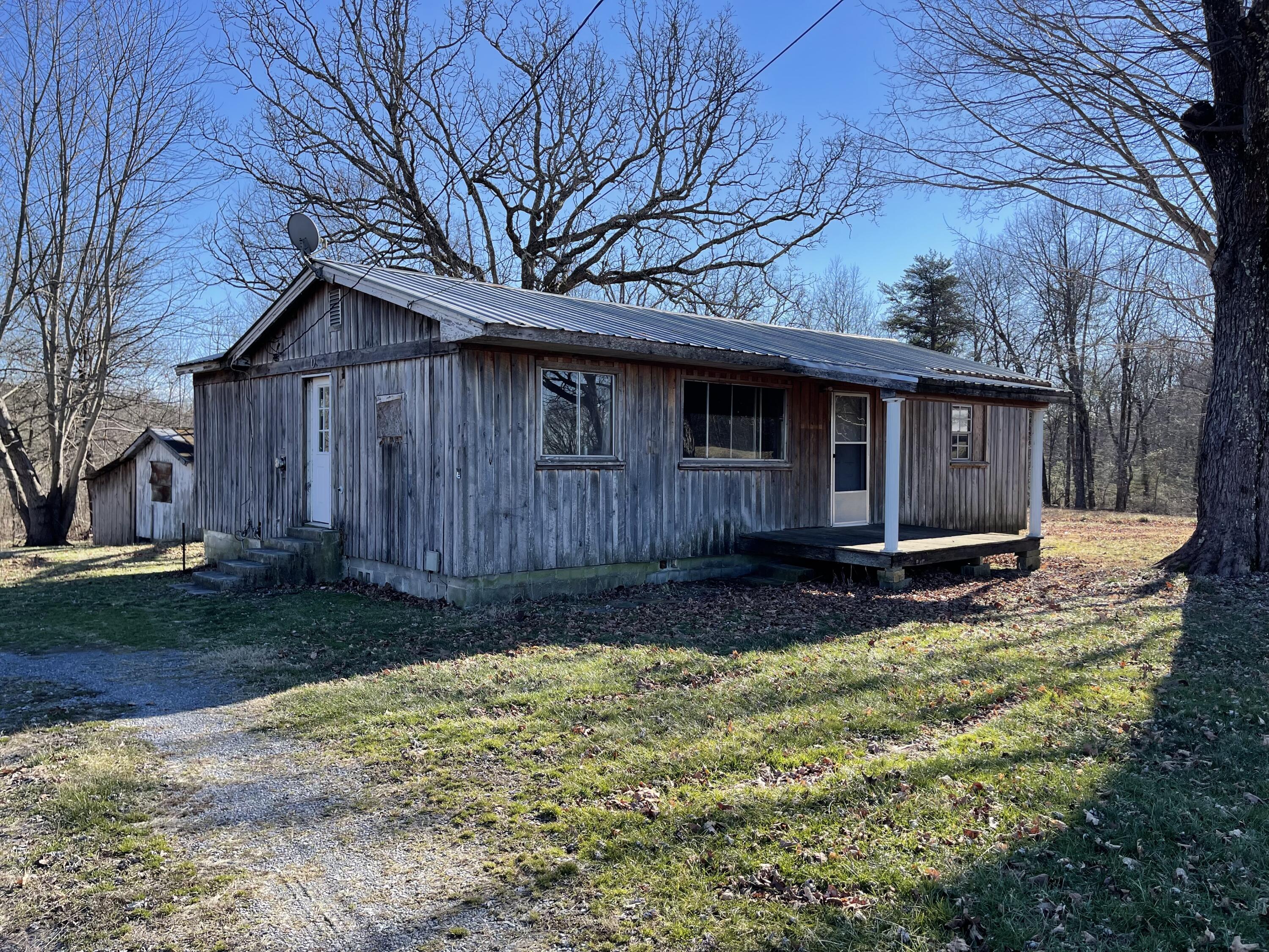 5712 Griffith Road Pikeville, TN 37367 - Photo 1 of 27 3A421F01-6122-4EE4-A075-CCBB95F08251