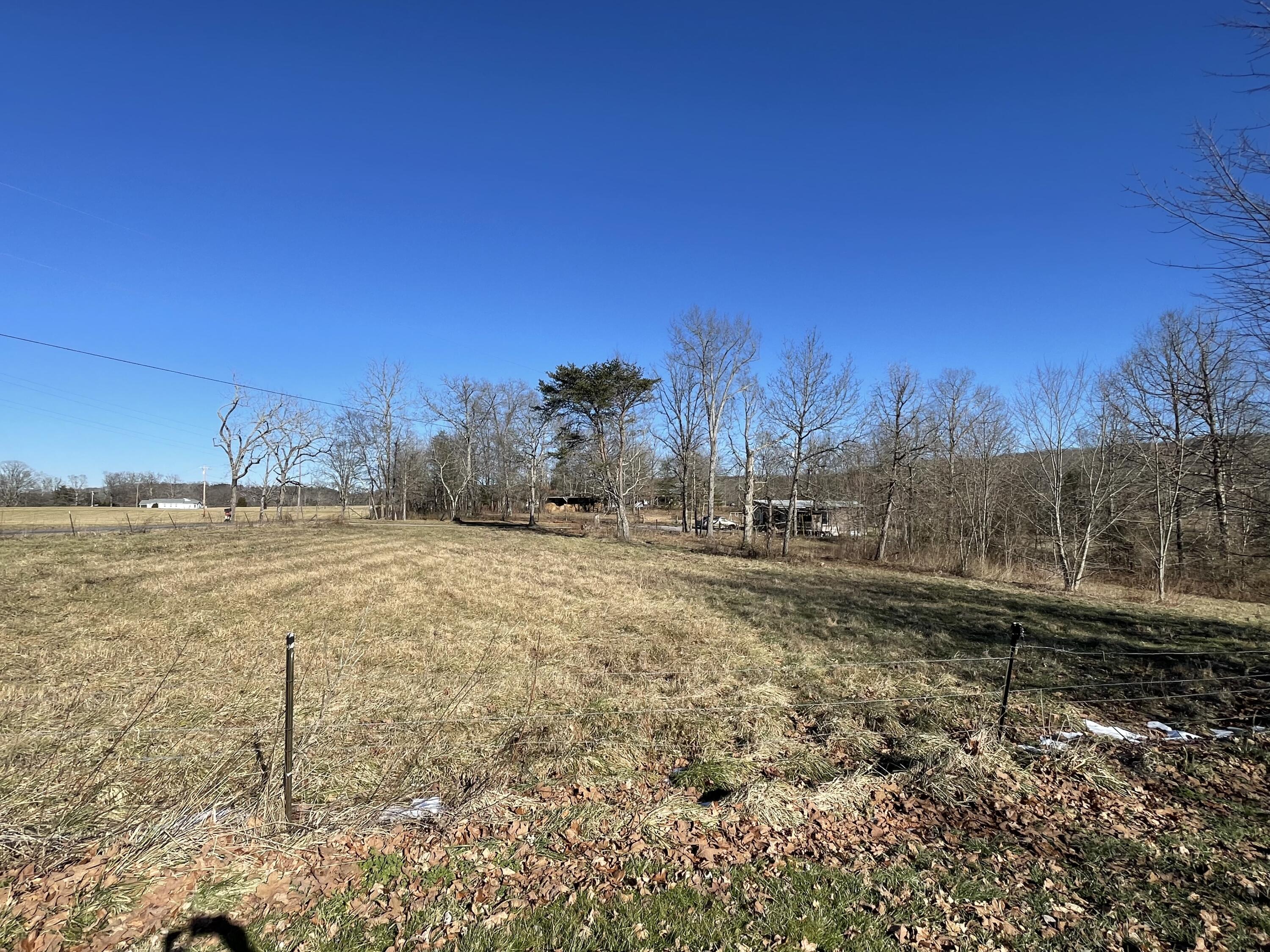 5712 Griffith Road Pikeville, TN 37367 - Photo 3 of 27 12FE2BA8-0C25-4473-ADEE-2146417C1C82