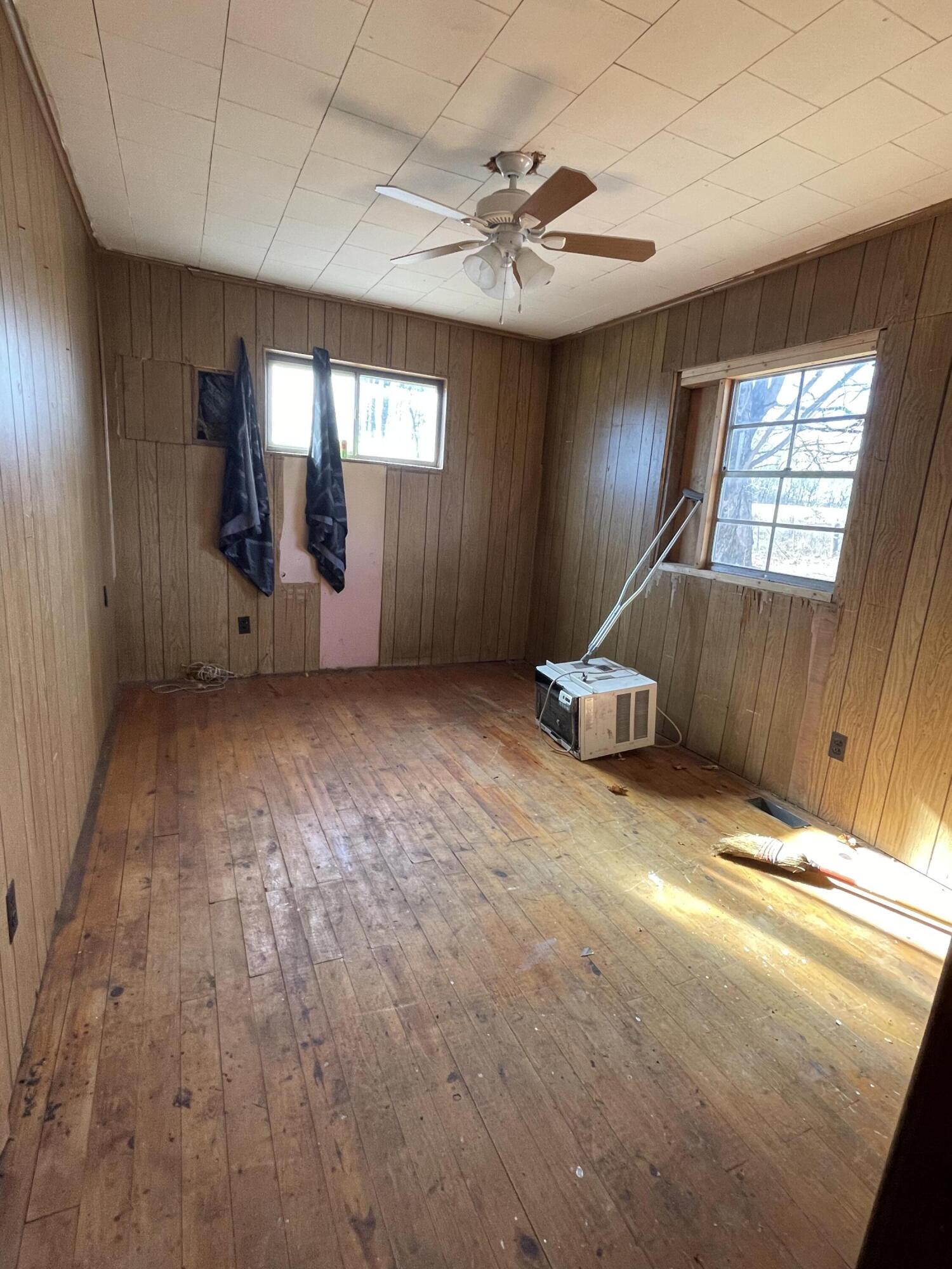 5712 Griffith Road Pikeville, TN 37367 - Photo 10 of 27 ED8E31DA-77DF-4EFC-8C71-707C3FACFC3F