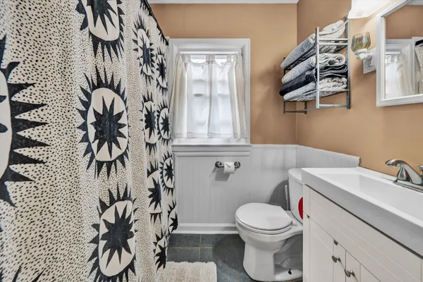 $250,000 | 26 Bruffey Street, Salem, VA 24153