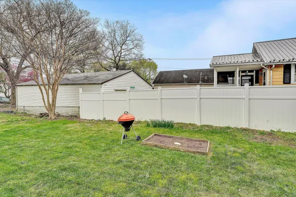 $250,000 | 26 Bruffey Street, Salem, VA 24153