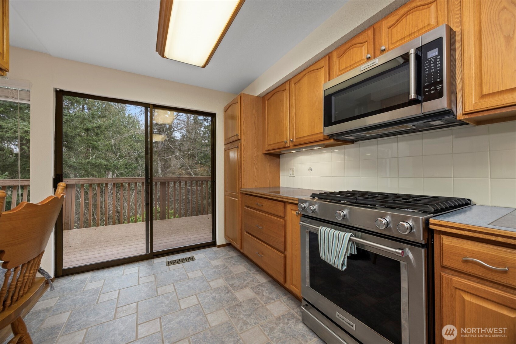 2400 Princeton Court, Unit 6 Bellingham, WA 98229 - Photo 12 of 36