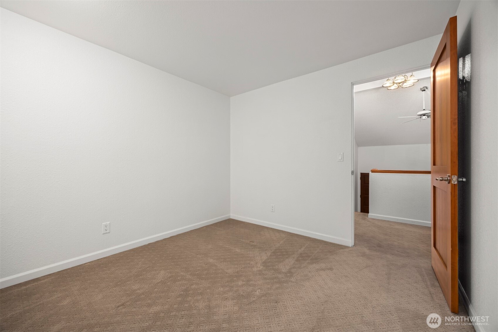 2400 Princeton Court, Unit 6 Bellingham, WA 98229 - Photo 23 of 36