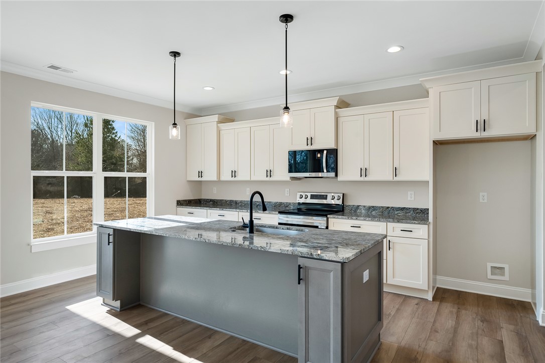 6830 Midway Road Pelzer, SC 29669 - Photo 15 of 41