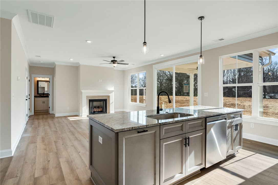 6830 Midway Road Pelzer, SC 29669 - Photo 19 of 41