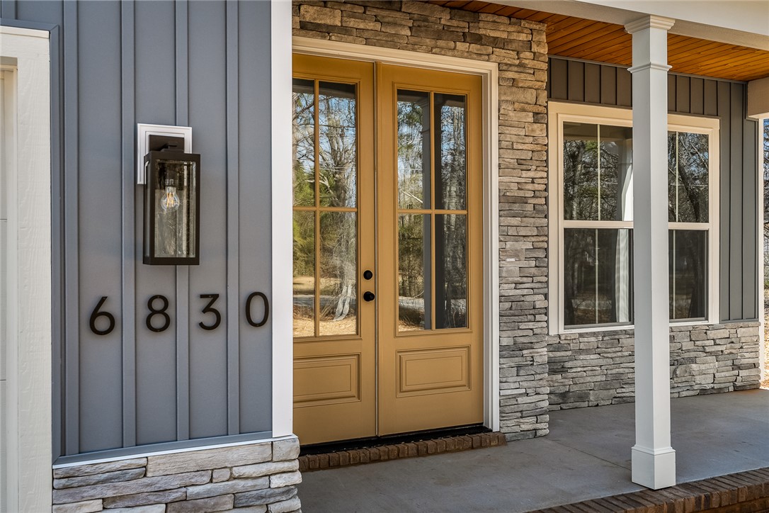 6830 Midway Road Pelzer, SC 29669 - Photo 4 of 41