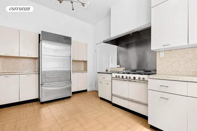 $3,995,000 | 1155 Park Avenue, Unit 2NE | Upper East Side