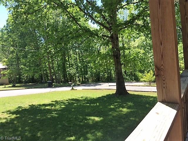 1313 Robin Road Eden, NC 27288 - Photo 3 of 18 Gallery Image 3