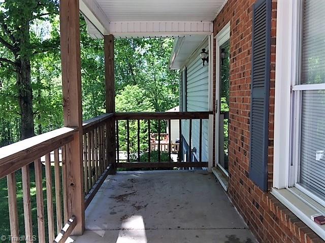1313 Robin Road Eden, NC 27288 - Photo 5 of 18 Gallery Image 5