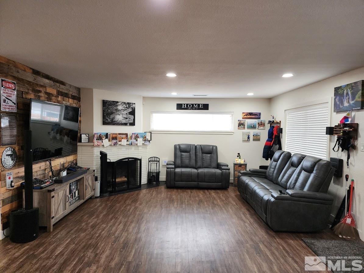880 Cordone Avenue Reno, NV 89502 - Photo 5 of 34 Photo 5