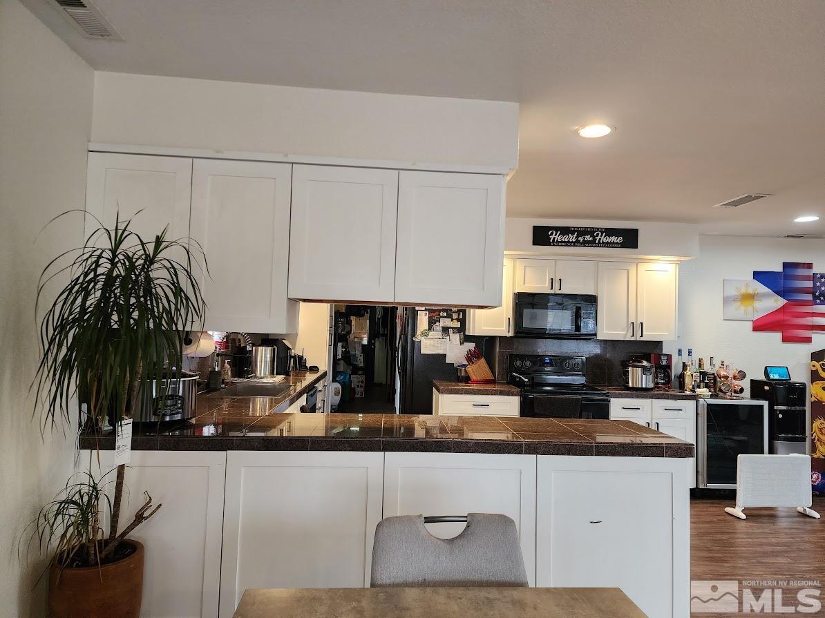 880 Cordone Avenue Reno, NV 89502 - Photo 8 of 34 Photo 8
