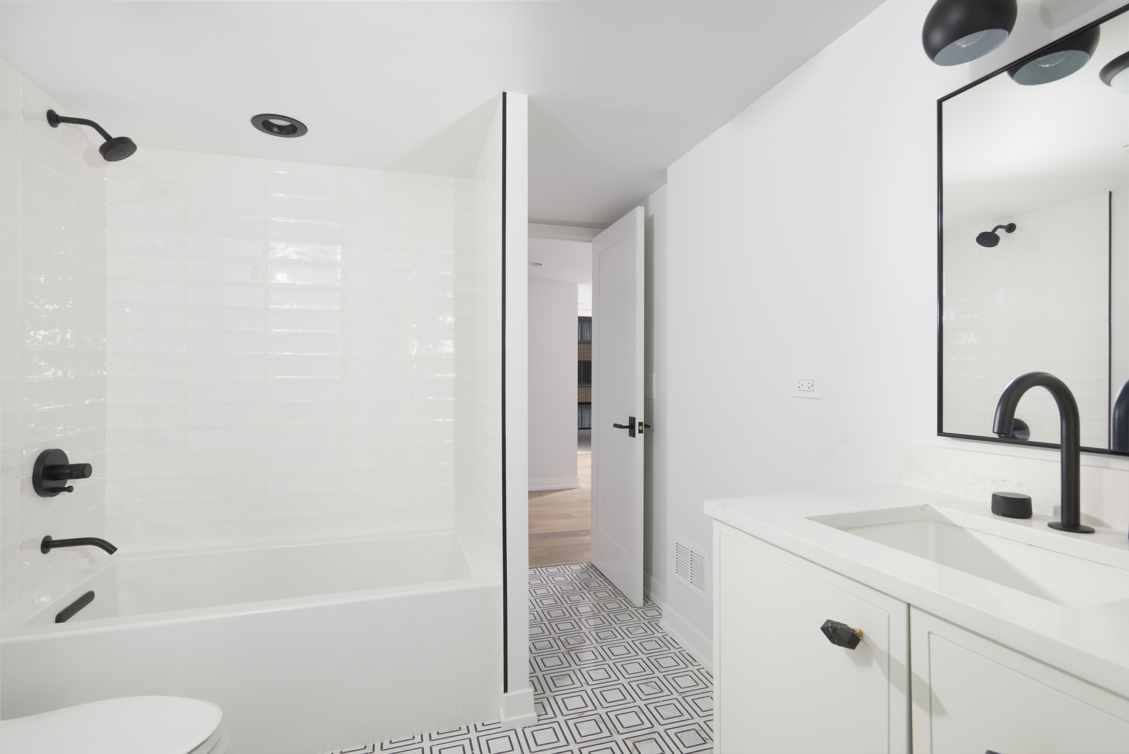 200 East Delaware Place, Unit 89C Chicago, IL 60611 - Photo 24 of 30