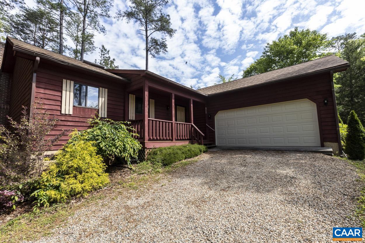 32 Begum Road Palmyra, VA 22963 - Photo 1 of 23 a front view of house with a garden