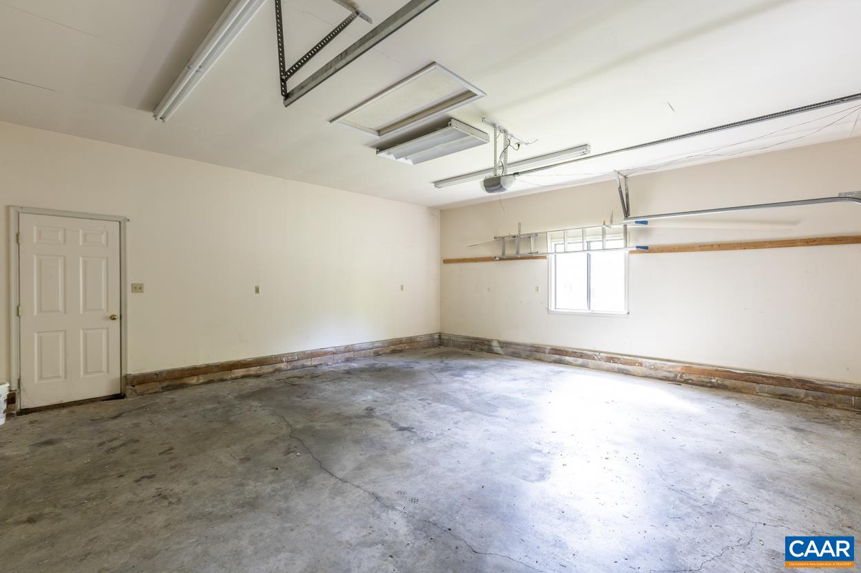 32 Begum Road Palmyra, VA 22963 - Photo 23 of 23 an empty room with windows