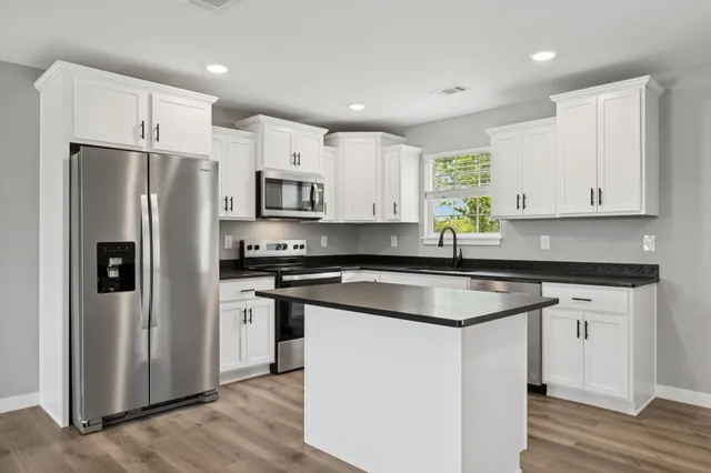 $345,900 | 138 Alice Preston Loop, Gordonsville, TN 38563