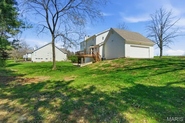 $549,000 | 1104 South Charlemagne Drive, Lake St. Louis, MO 63367