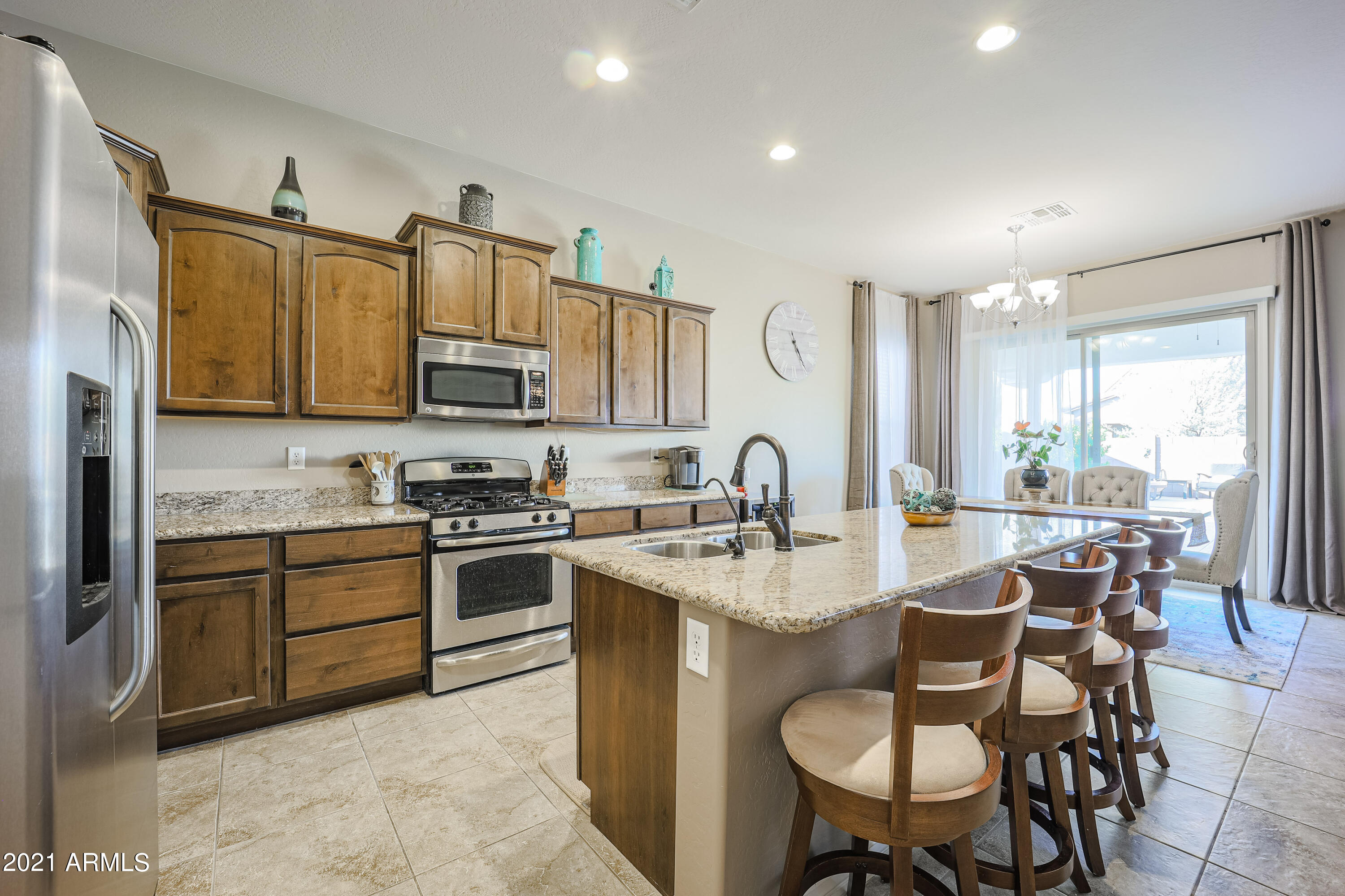 17954 West Verdin Road Goodyear, AZ 85338 - Photo 7 of 63 17954 W Verdin_kitchen2