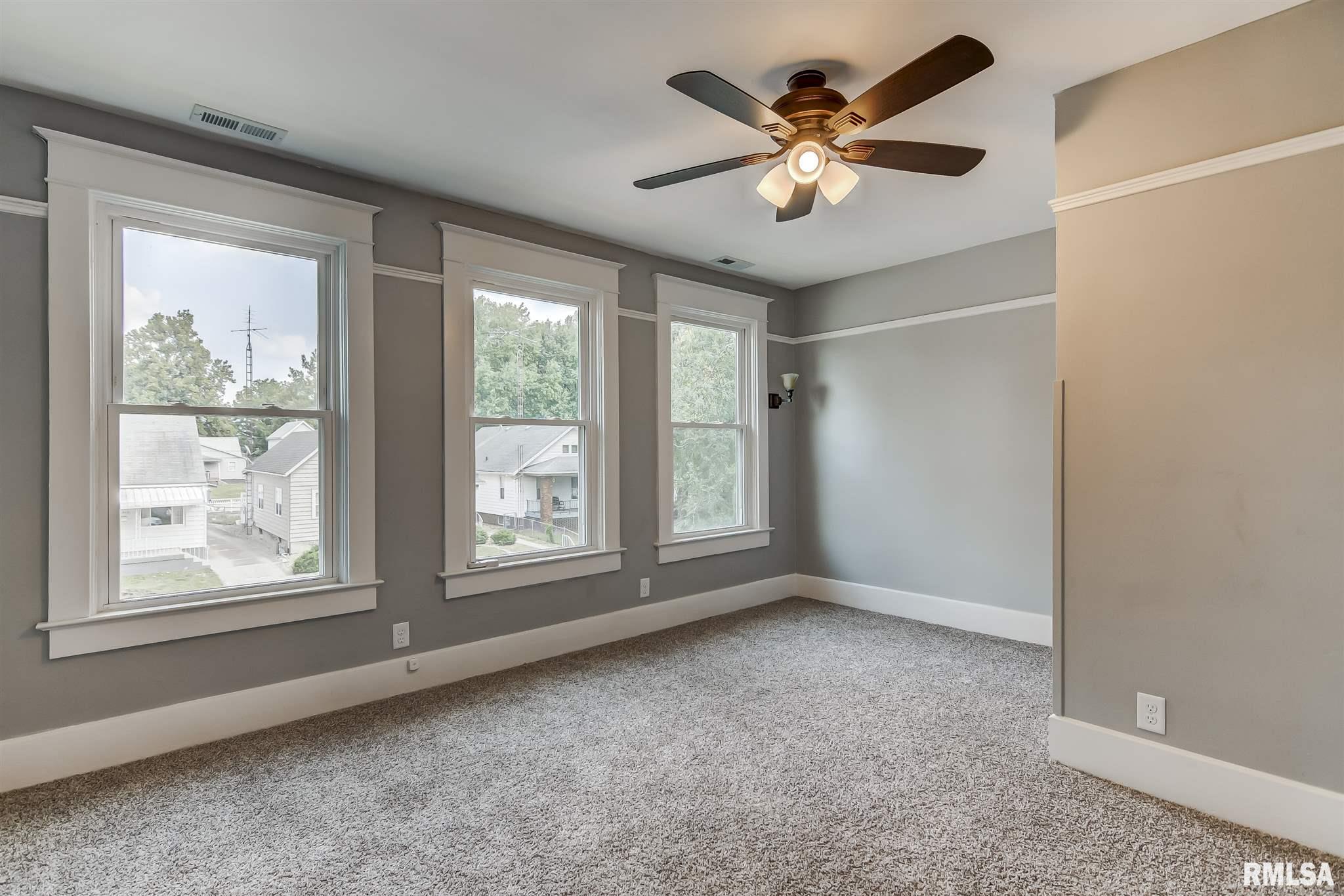 1819 North 8th Street Springfield, IL 62702 - Photo 17 of 33
