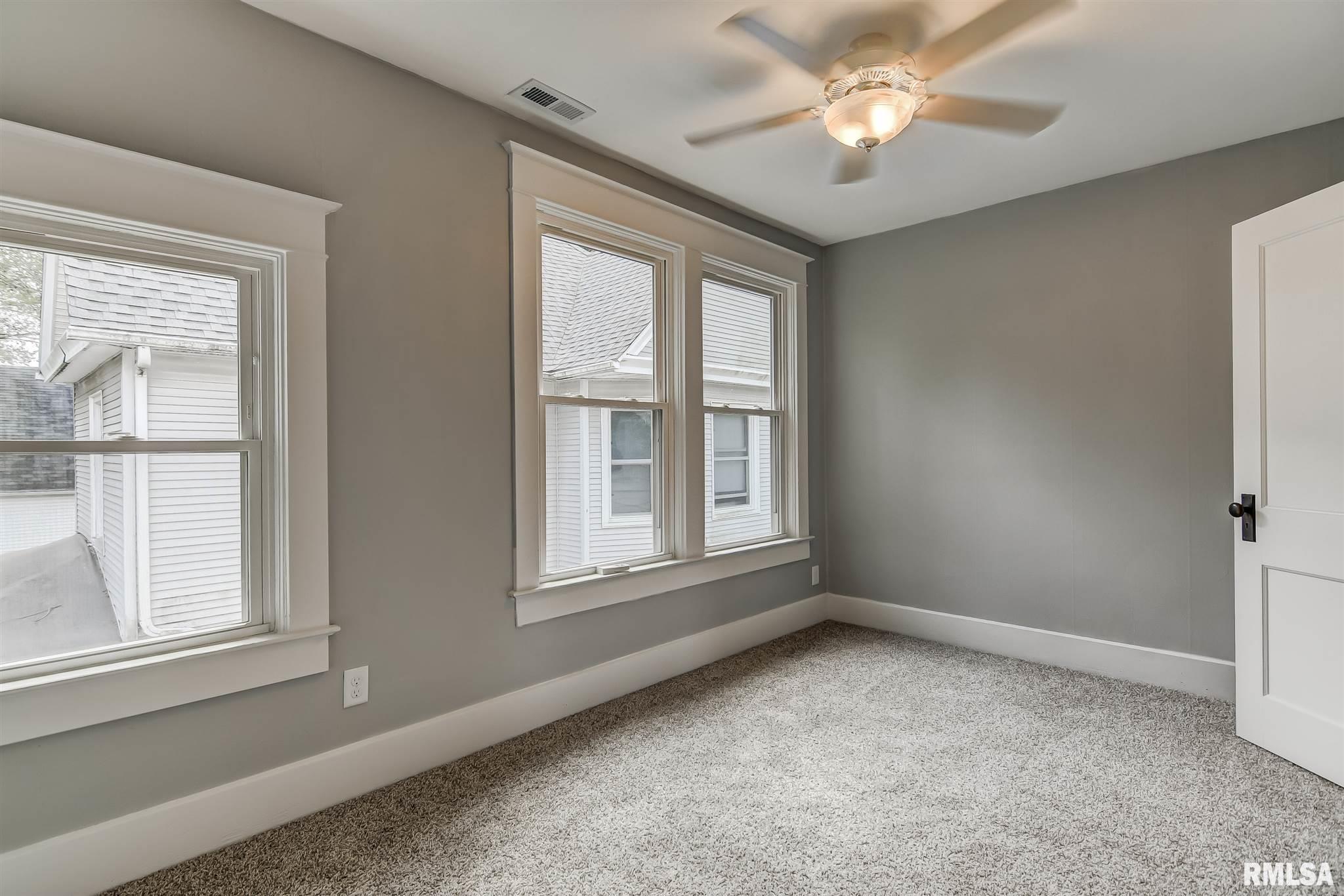1819 North 8th Street Springfield, IL 62702 - Photo 19 of 33