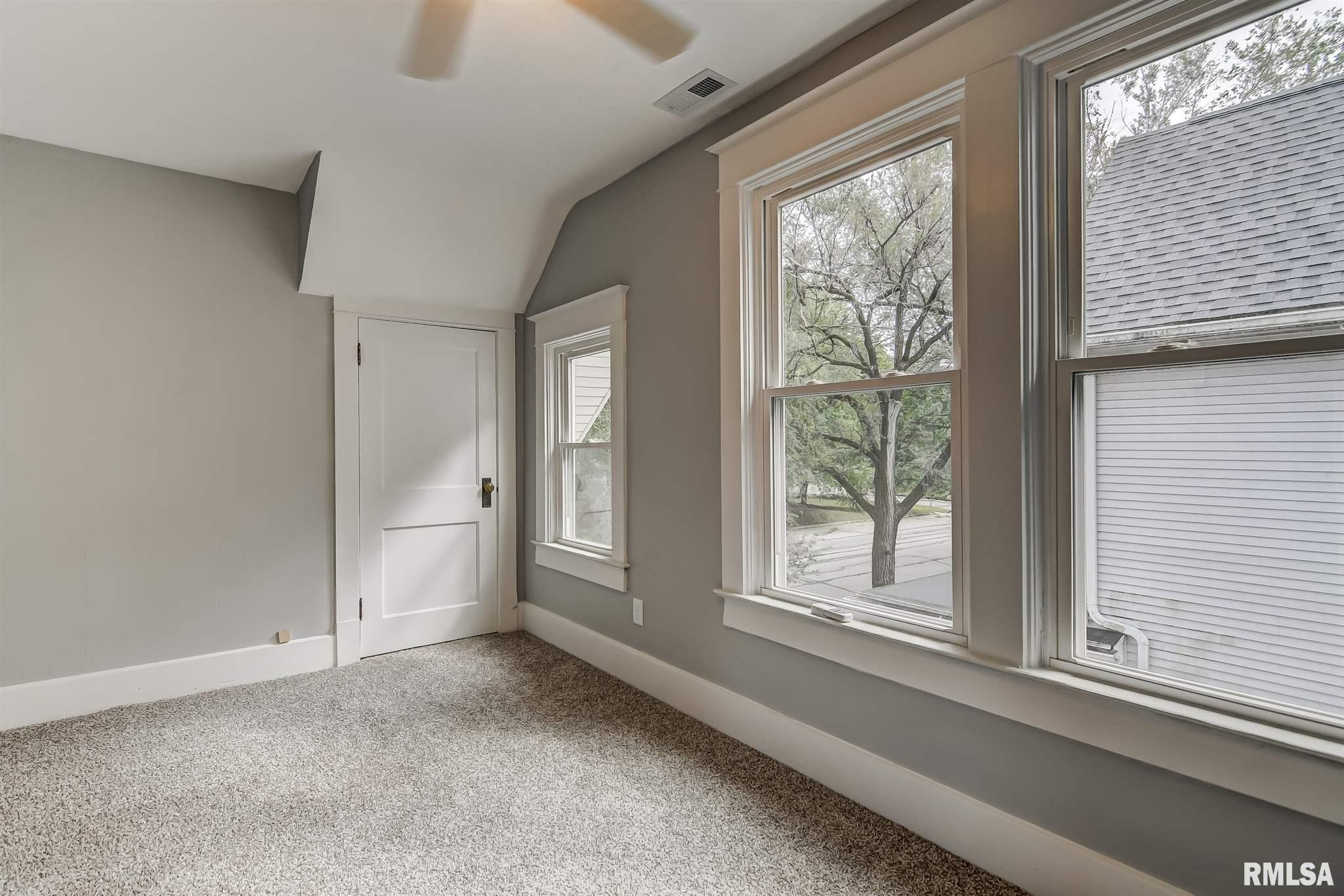 1819 North 8th Street Springfield, IL 62702 - Photo 21 of 33