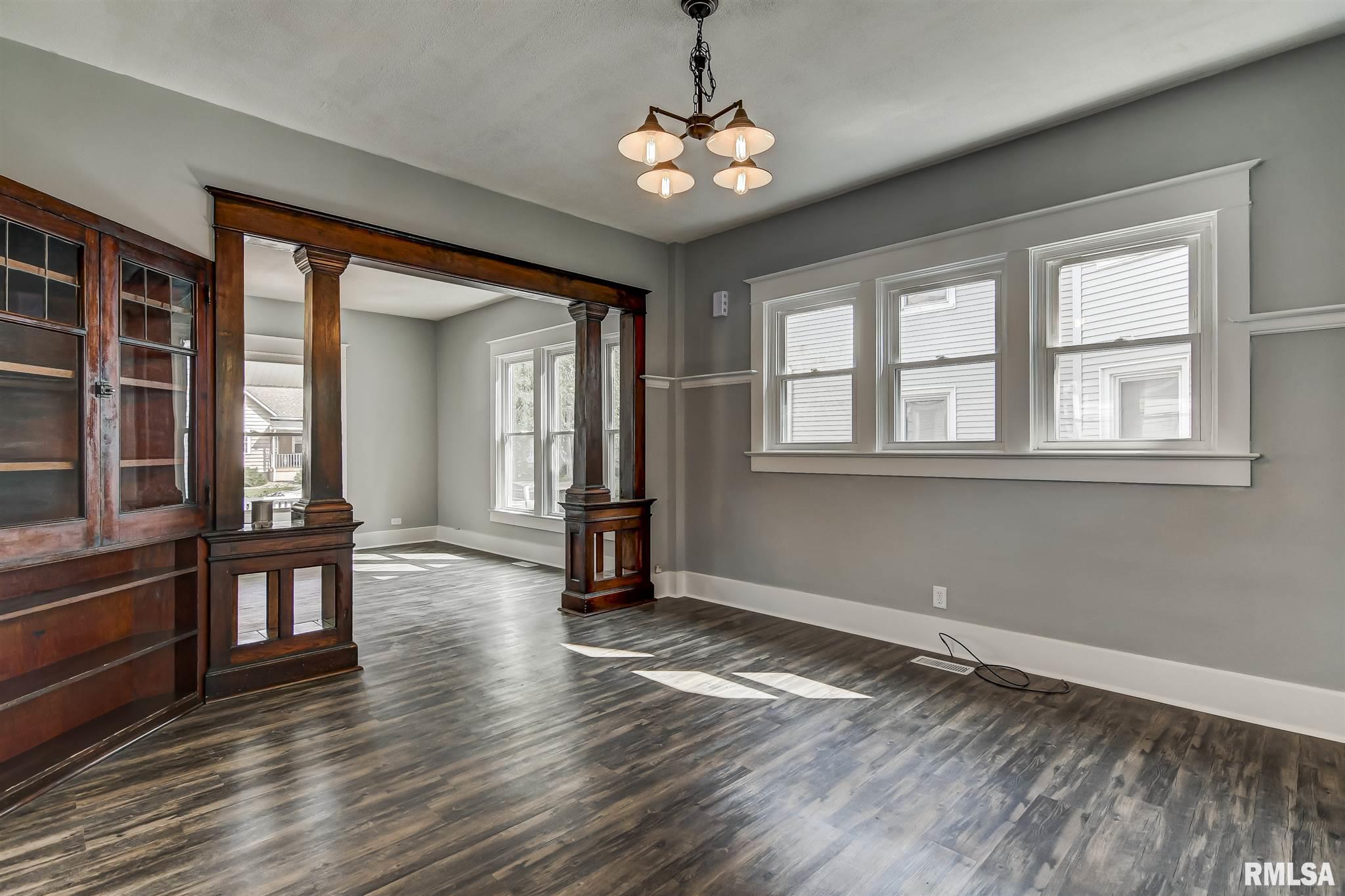 1819 North 8th Street Springfield, IL 62702 - Photo 8 of 33