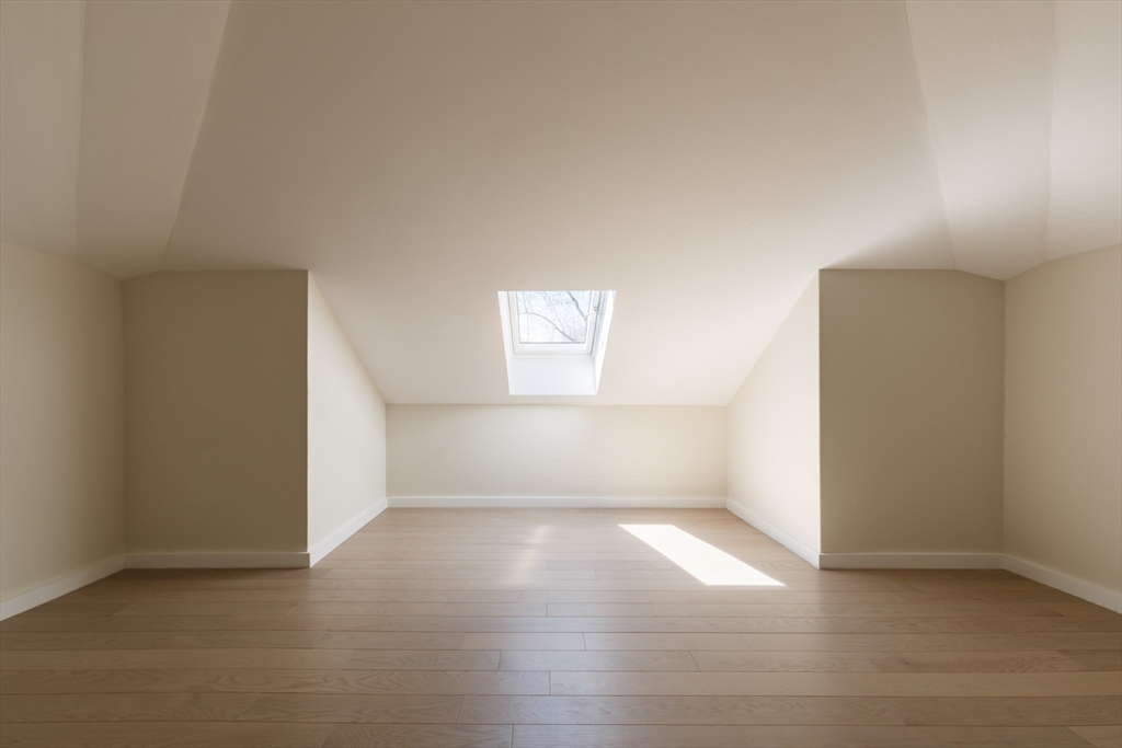 109 Wiswall Road Newton, MA 02459 - Photo 26 of 30