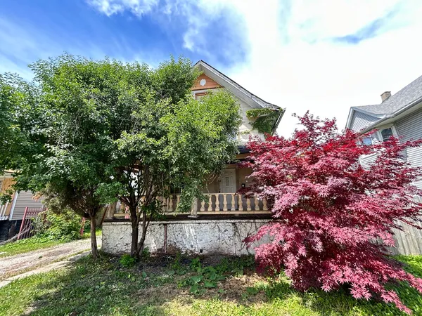 $129,000 | 14 South 16th Avenue, Maywood, IL 60153