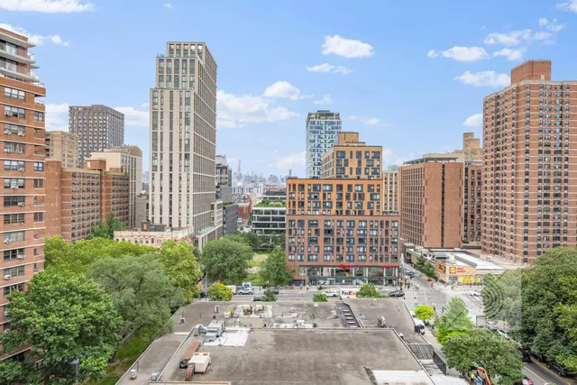 $735,000 | 212 East Broadway, Unit G1203 | Lower East Side