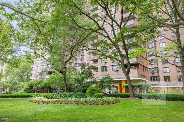 $735,000 | 212 East Broadway, Unit G1203 | Lower East Side