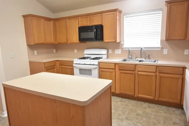 $1,750 | 21399 Forest Colony Drive, Porter, TX 77365