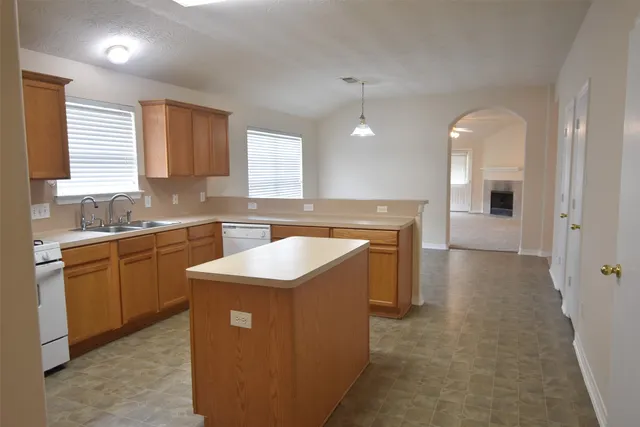 $1,750 | 21399 Forest Colony Drive, Porter, TX 77365