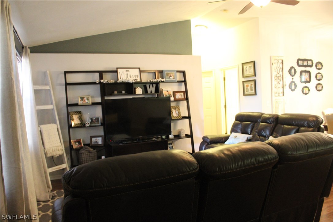 18553 Zinnia Road Fort Myers, FL 33967 - Photo 7 of 25 Gallery Image 7