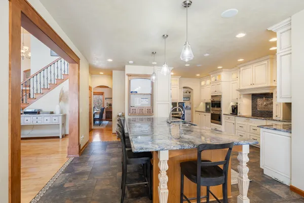 $1,199,900 | 2948 Buttercup Road, Neenah, WI 54956