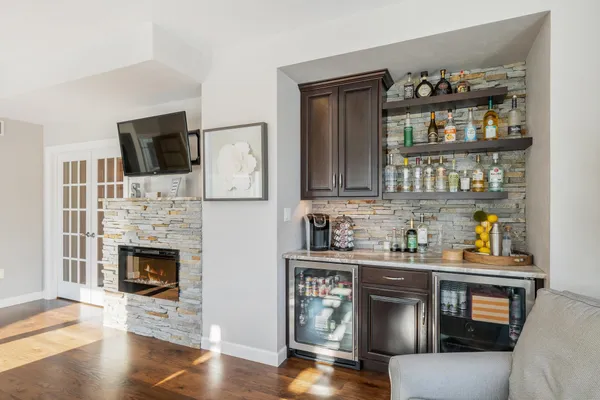 $1,199,900 | 2948 Buttercup Road, Neenah, WI 54956