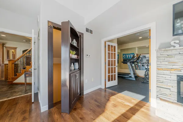 $1,199,900 | 2948 Buttercup Road, Neenah, WI 54956