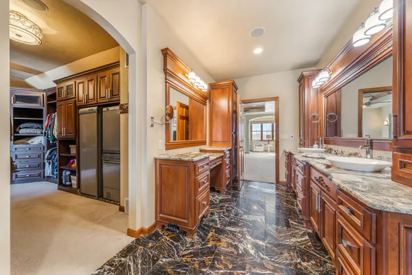 $1,199,900 | 2948 Buttercup Road, Neenah, WI 54956