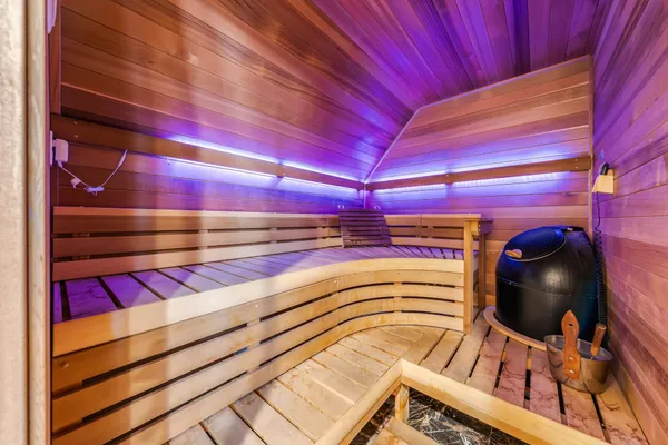 $1,199,900 | 2948 Buttercup Road, Neenah, WI 54956