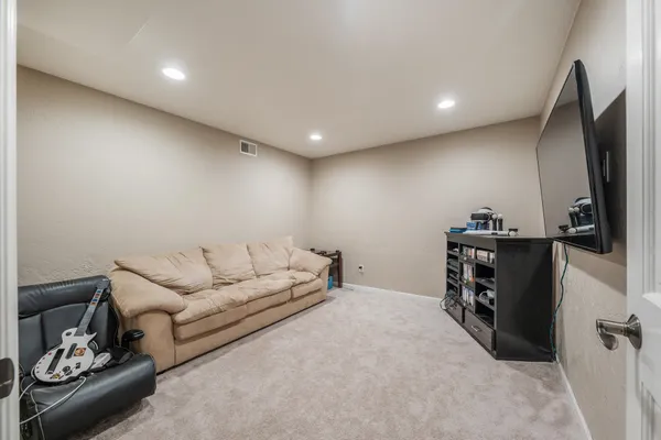 $1,199,900 | 2948 Buttercup Road, Neenah, WI 54956