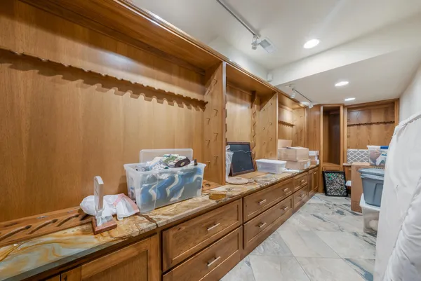 $1,199,900 | 2948 Buttercup Road, Neenah, WI 54956