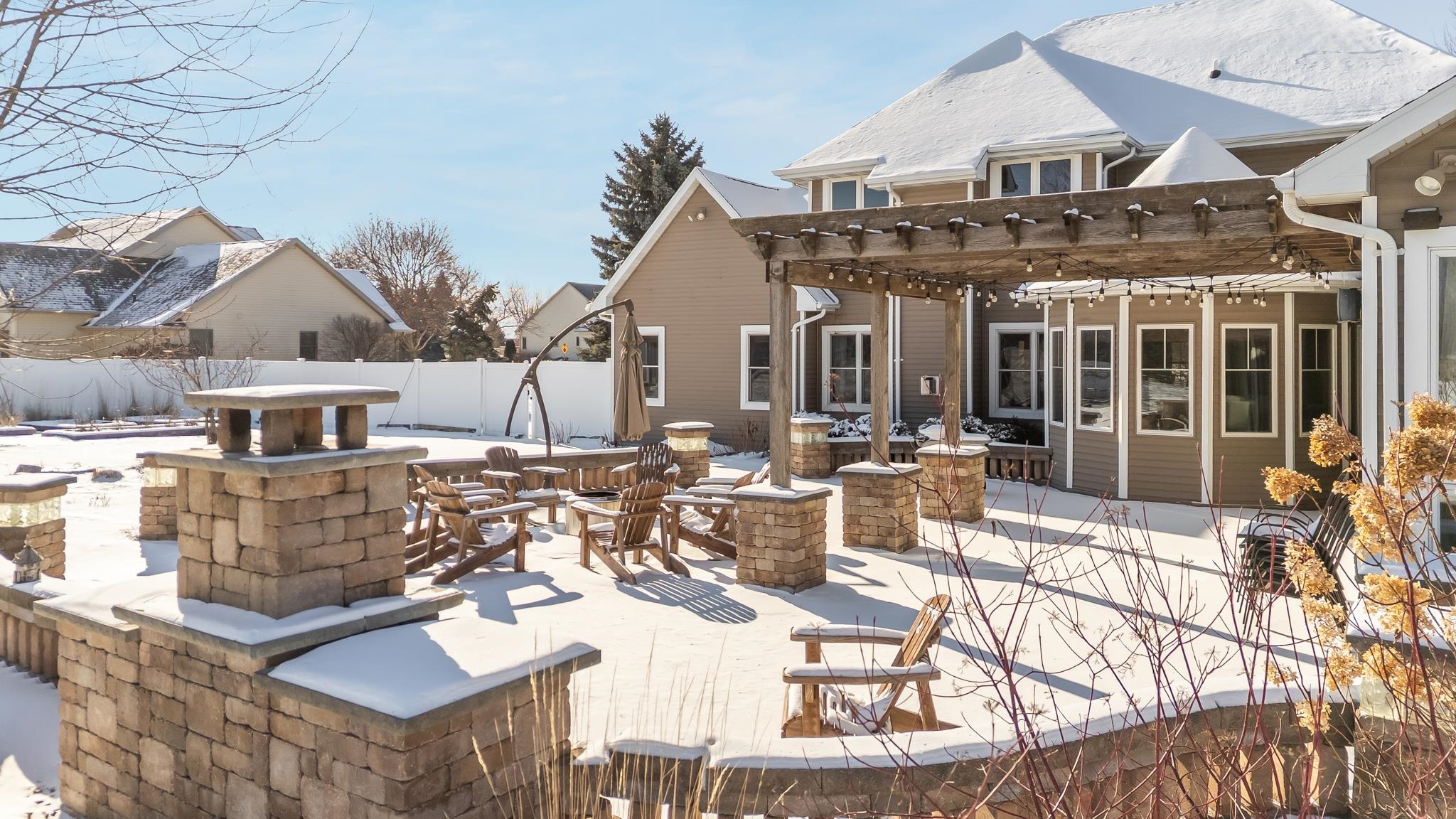 2948 Buttercup Road Neenah, WI 54956 - Photo 7 of 81