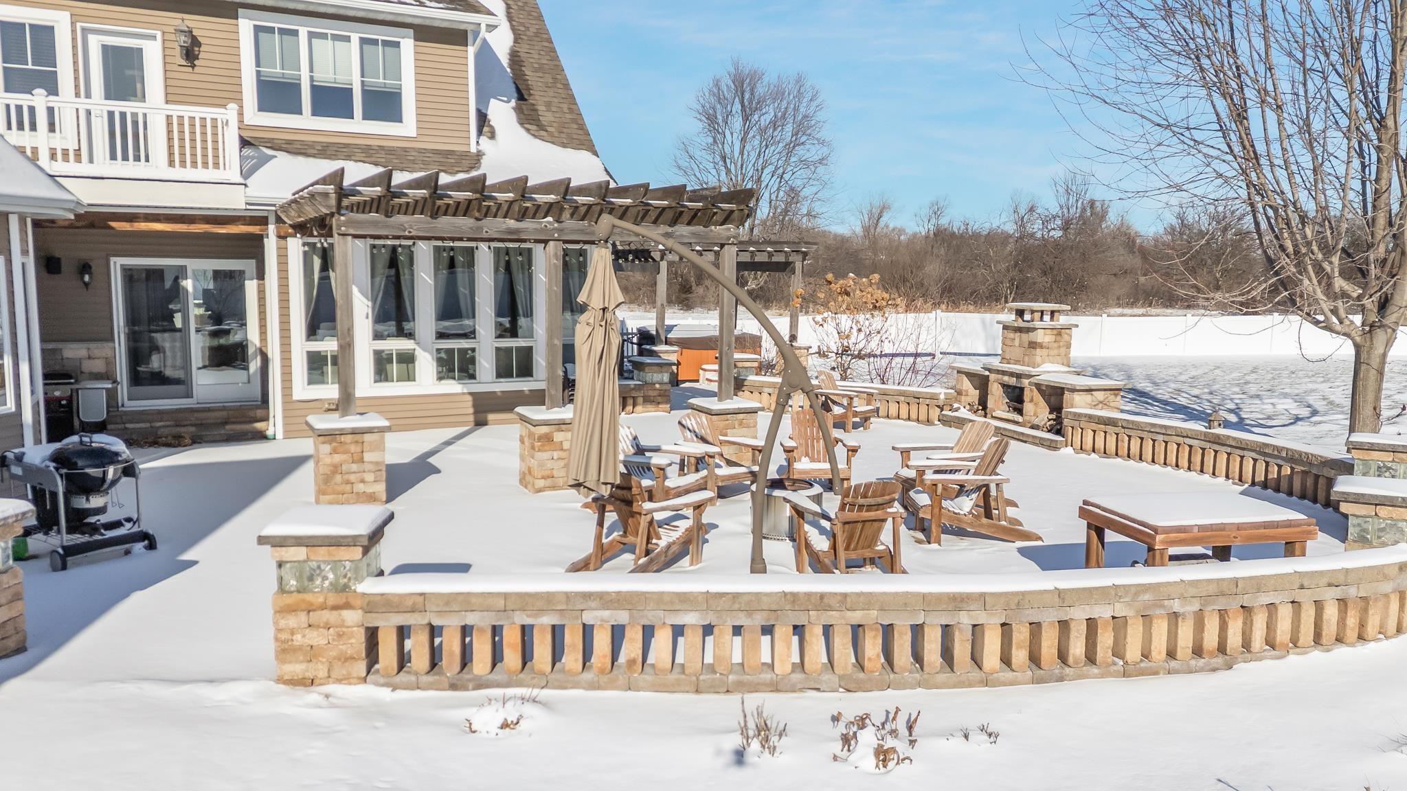 2948 Buttercup Road Neenah, WI 54956 - Photo 9 of 81