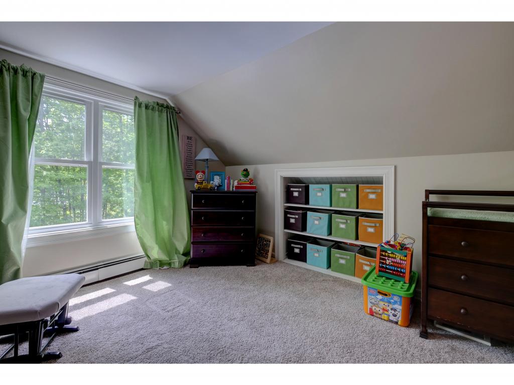 24 South Bow Road Hooksett, NH 03106 - Photo 14 of 22