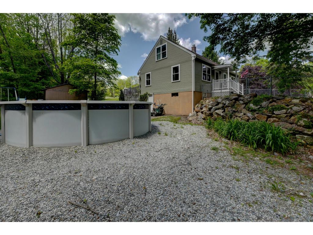 24 South Bow Road Hooksett, NH 03106 - Photo 18 of 22