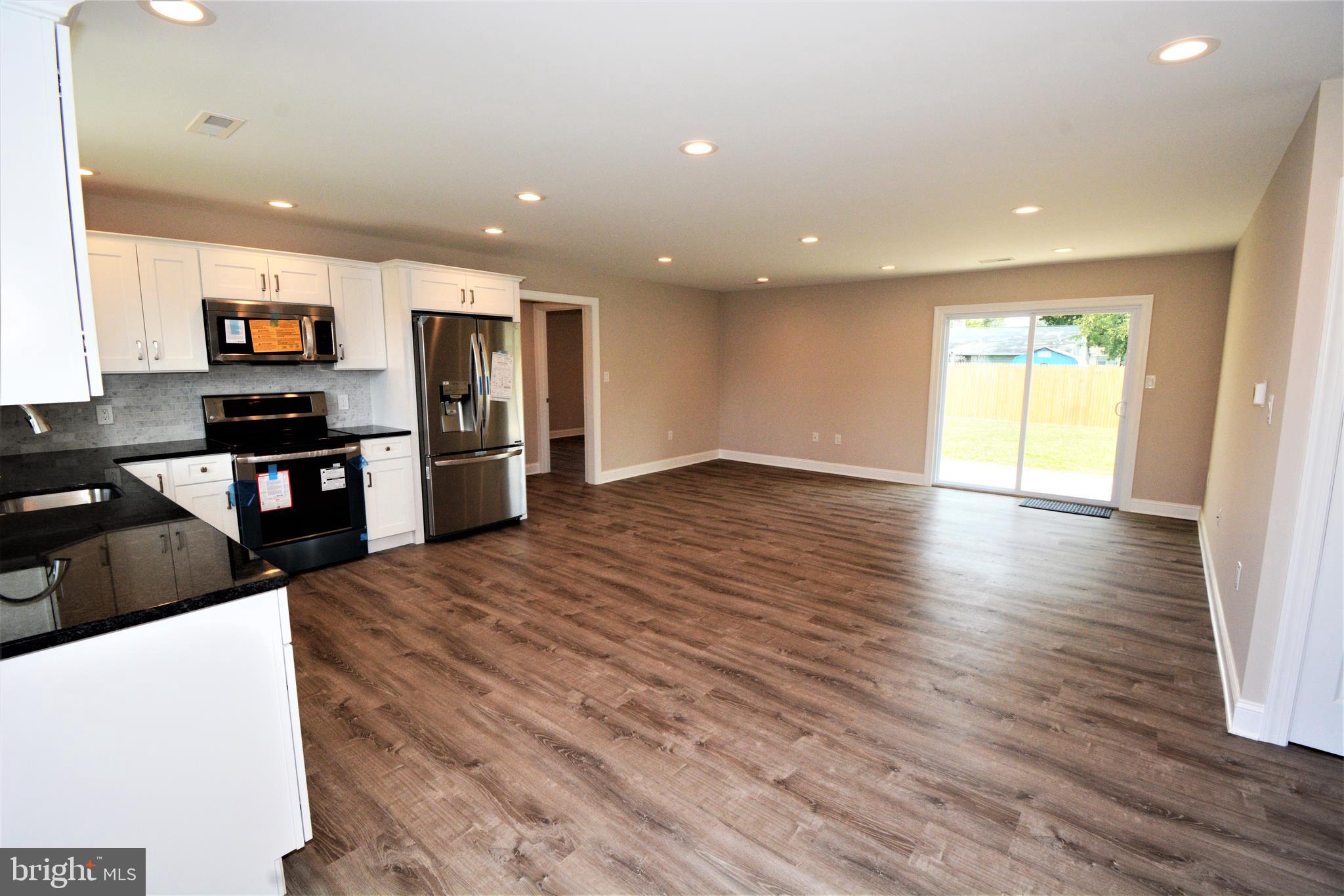 48 Gaping Rock Road Levittown, PA 19057 - Photo 4 of 21