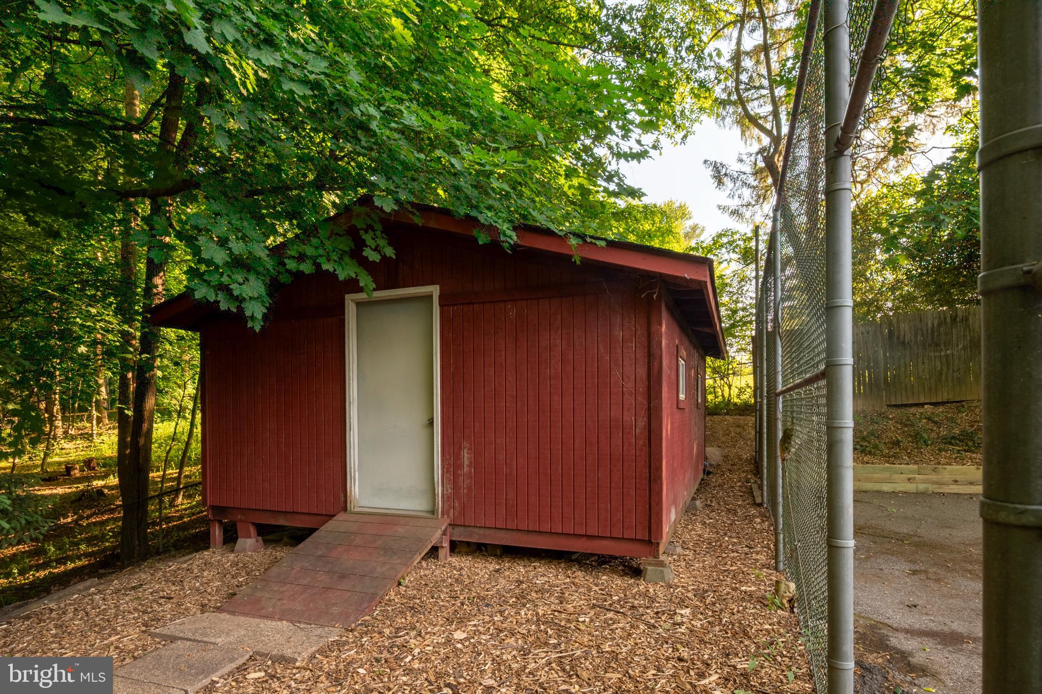 206 Shaw Avenue Silver Spring, MD 20904 - Photo 47 of 59 Shed
